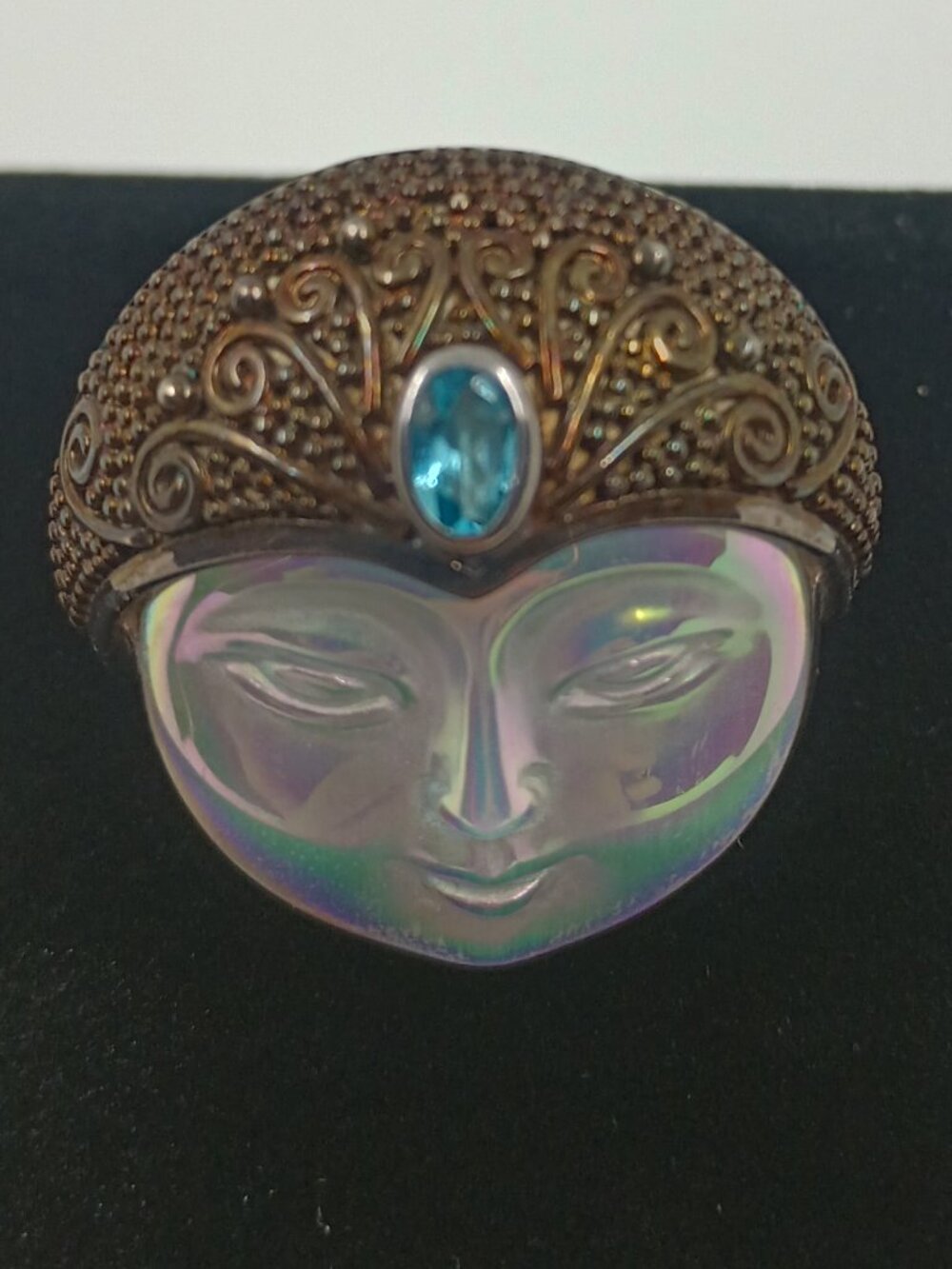 Sajen Hand Carved Iridescent Moon Face Goddess 925 Sterling Silver Ring